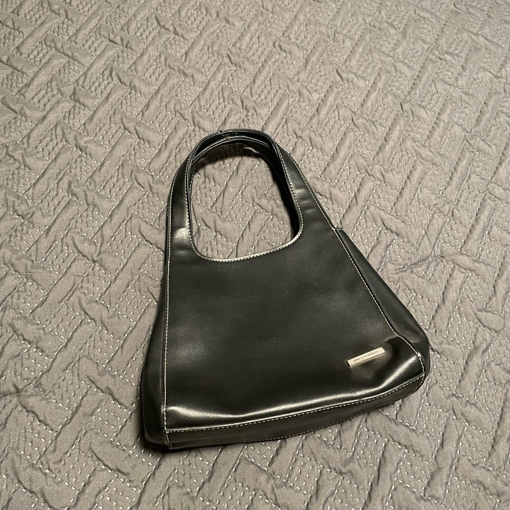 Nine & Co small handbag